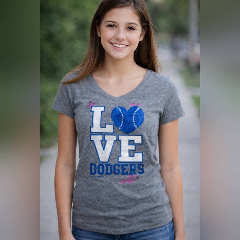 5th & Ocean Los Angeles Dodgers V-Neck Girl's T-shirt Size 20